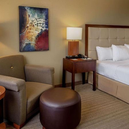 Doubletree By Hilton St. Louis At Westport Hotel Maryland Heights Buitenkant foto