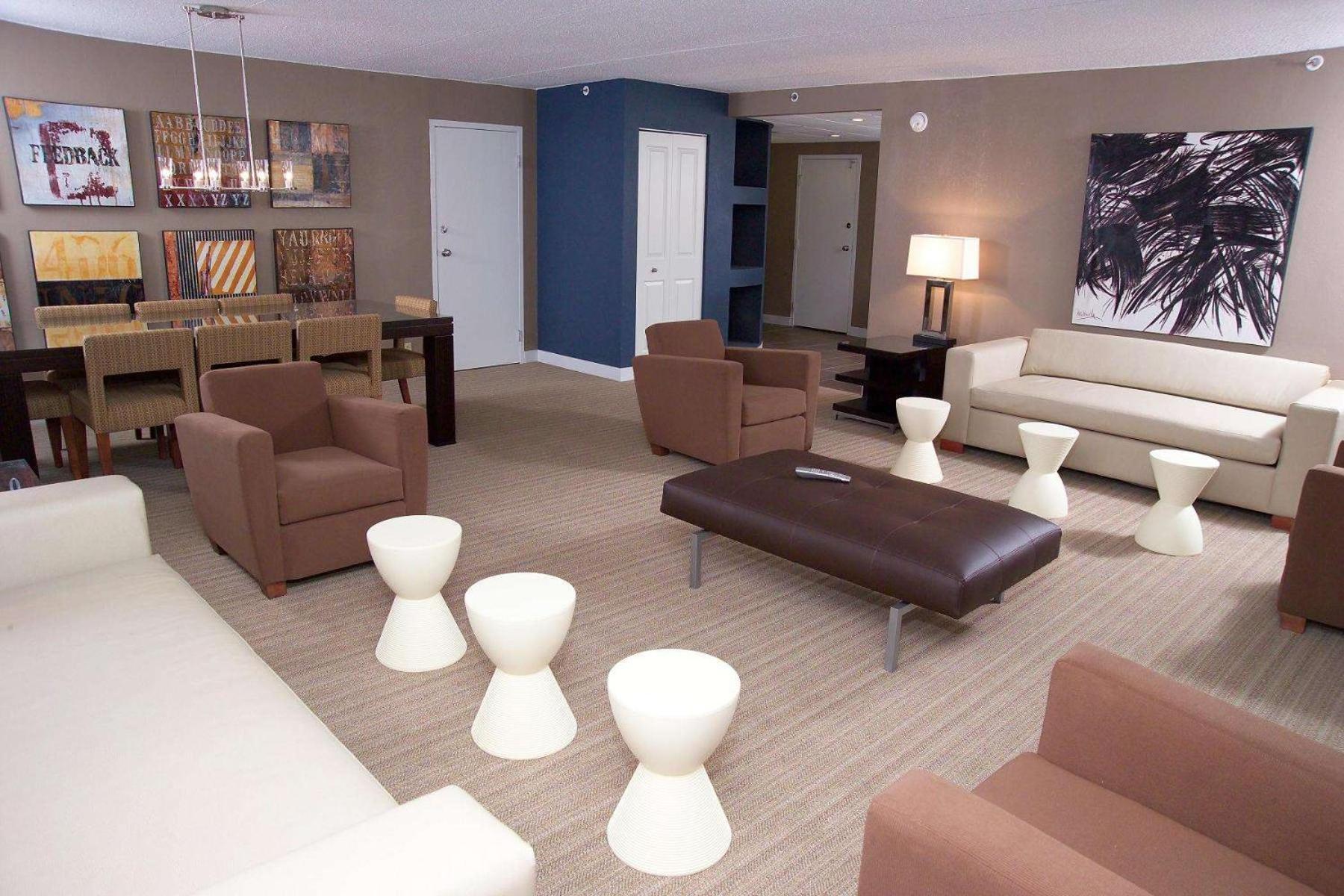Doubletree By Hilton St. Louis At Westport Hotel Maryland Heights Buitenkant foto