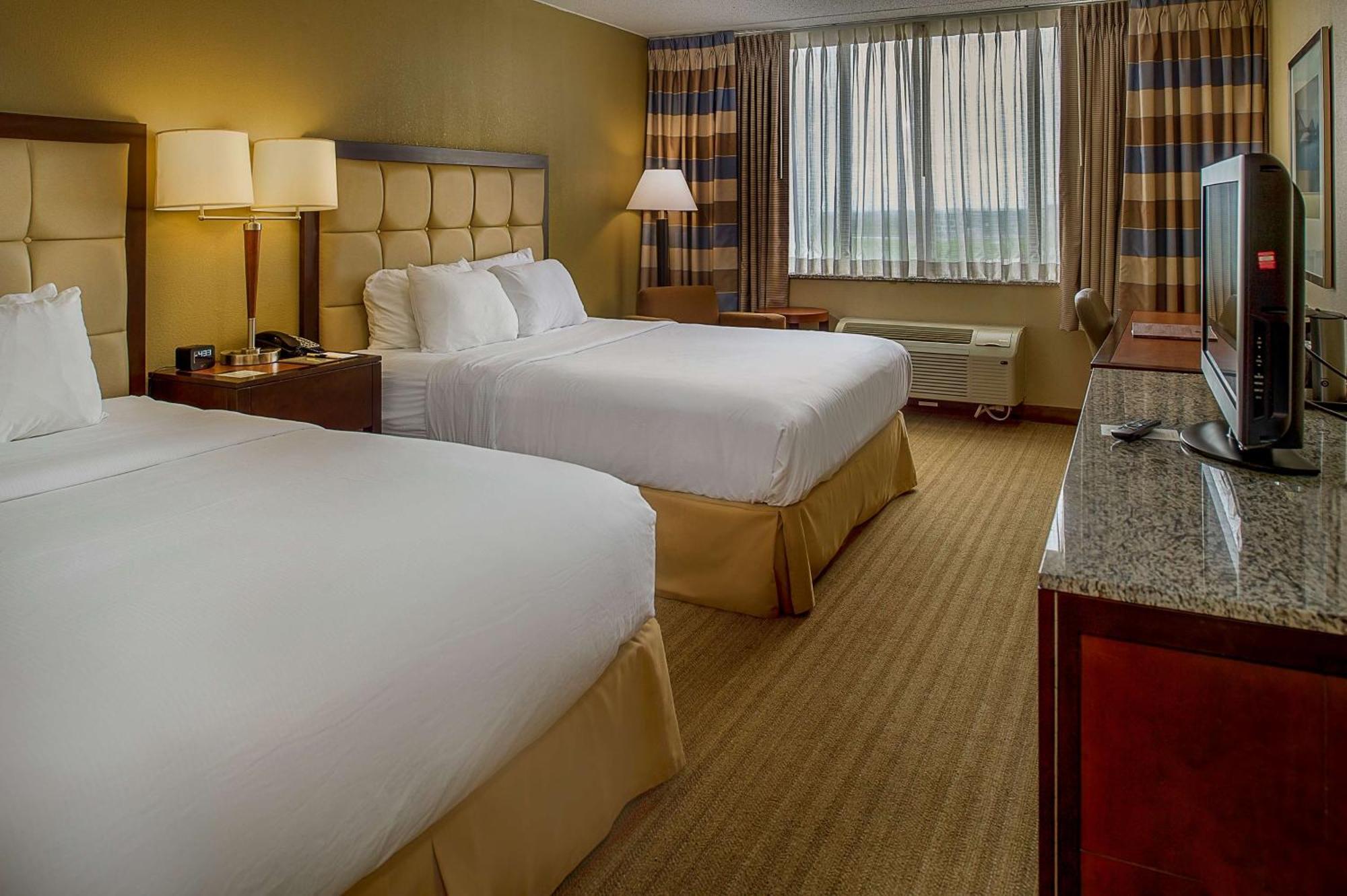 Doubletree By Hilton St. Louis At Westport Hotel Maryland Heights Buitenkant foto