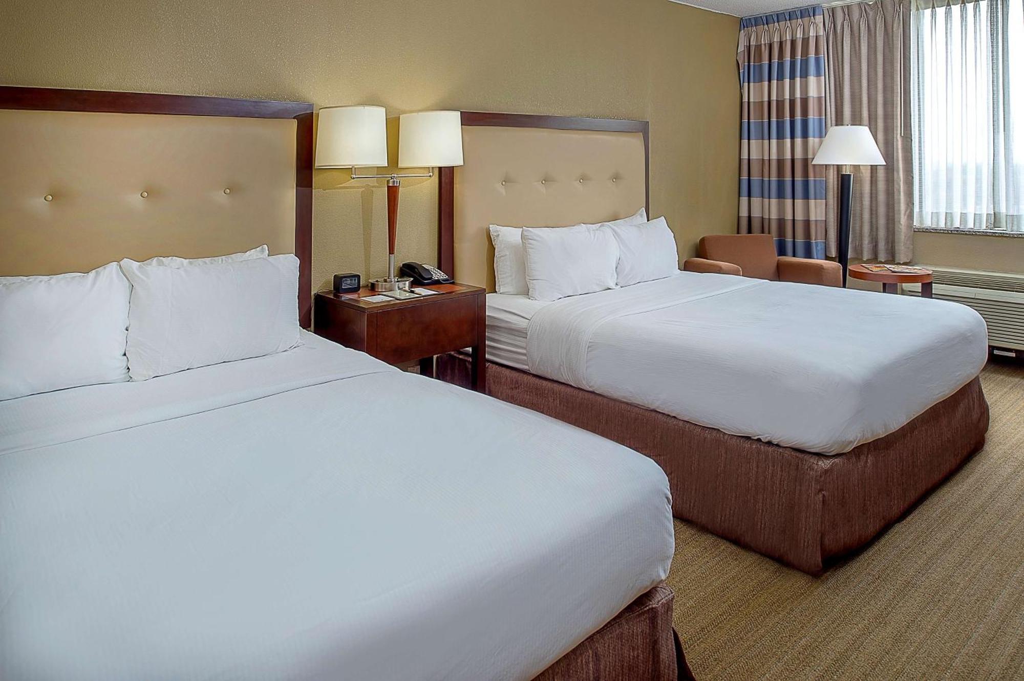 Doubletree By Hilton St. Louis At Westport Hotel Maryland Heights Buitenkant foto